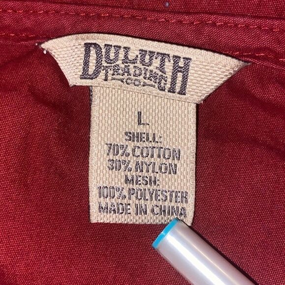 Duluth Trading Co Wm’s Sz Lrg Dark Red Vented Mesh Back Utility Fishing Jacket - Picture 5 of 5